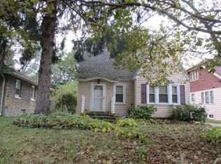 911 Fairbanks Ave, Kalamazoo, MI 49048