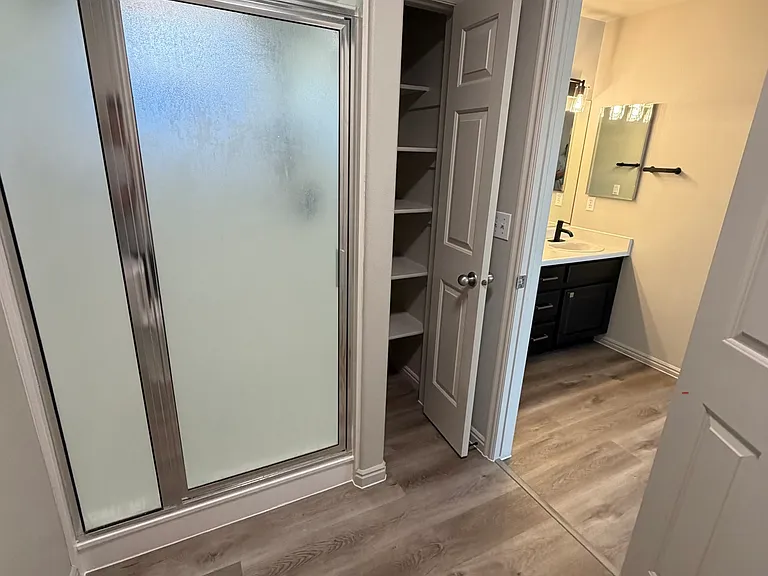 2226 Englemann Pl — Photo 8