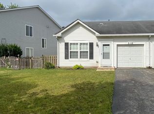 318 Richfield Trl, Romeoville, IL 60446