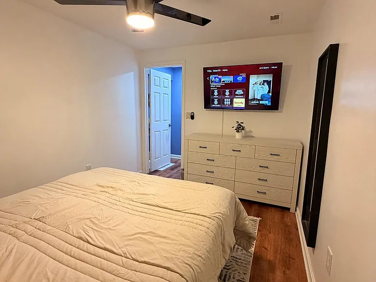 311 Kings Crest Dr — Photo 5
