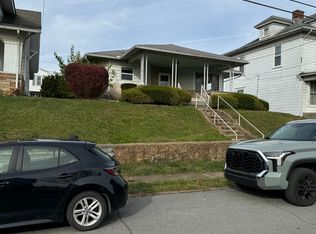 210 Bellview Ave, Fairmont, WV