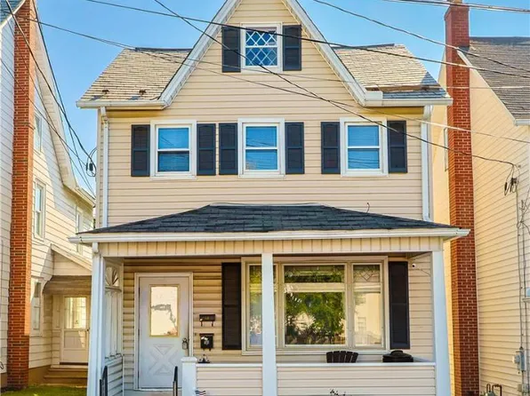 16 S Westbrook Ave, Pen Argyl, PA 18072