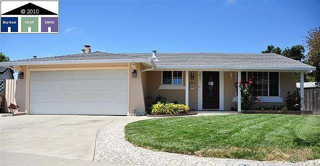1st image of 2817 Huxley Pl
