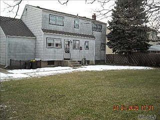2nd image of 348 Rose St