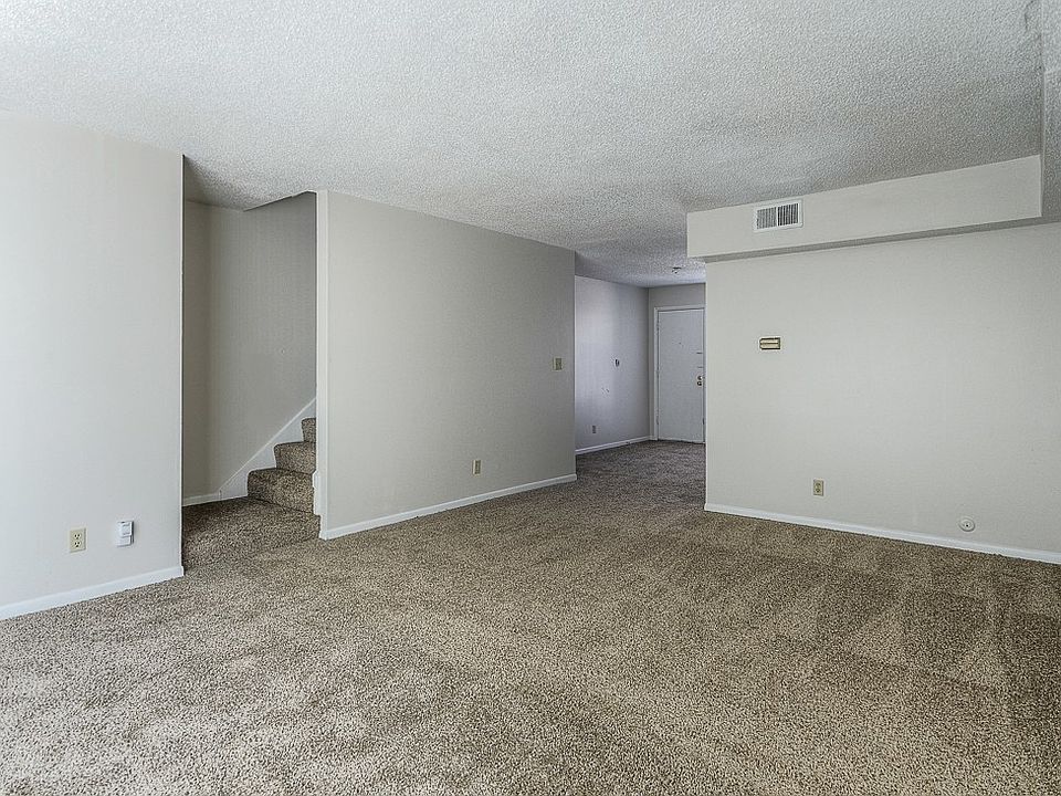 1st image of 8718 Wornall Rd #8718AP22