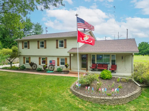 350 North Dr, Franklin, IN 46131