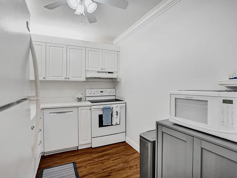 6289 Bay Club Dr — Photo 12
