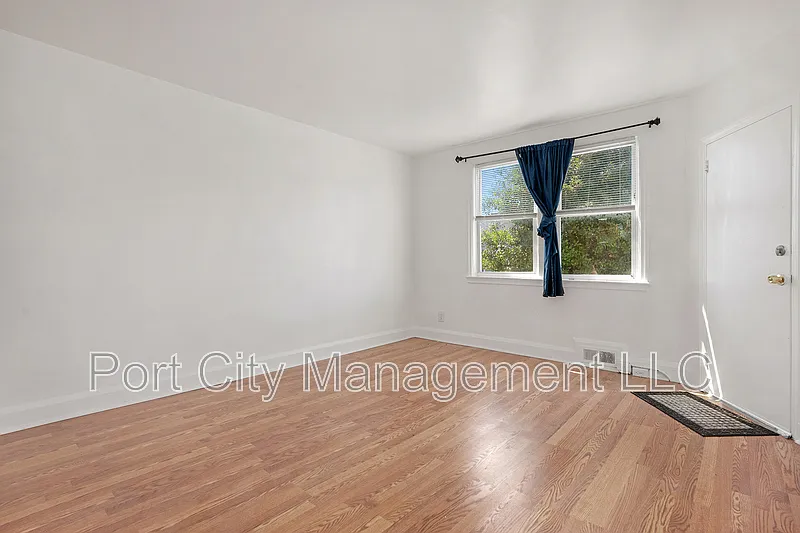 1 bed, 1.0 bath, 800 sqft, $1,200 — Photo 4