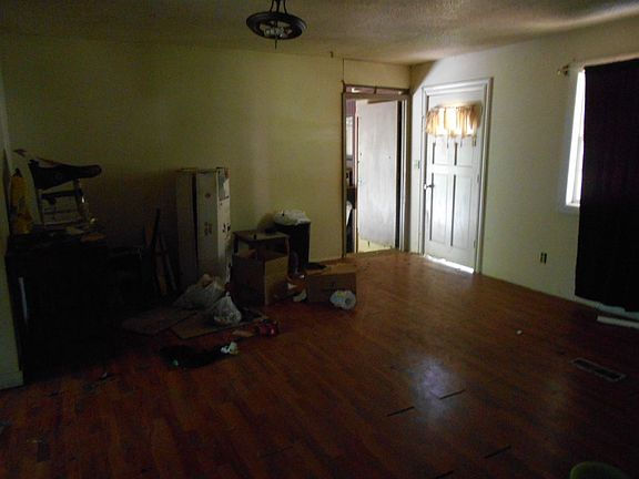5th image of 1703 Ellen Dr