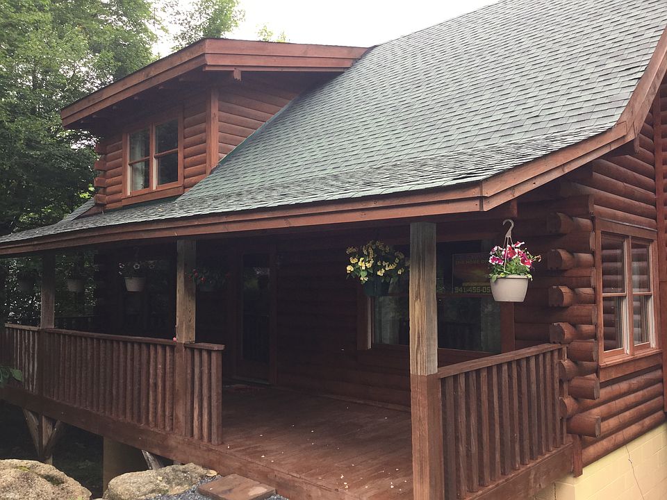 Log home