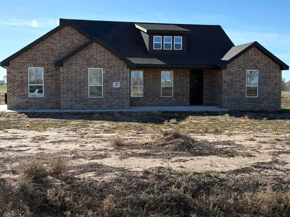 30 Country Club Dr, Farwell, TX 79325