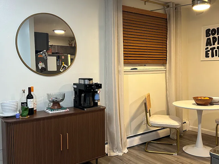 340 Woodlawn Ter #D4 — Photo 3