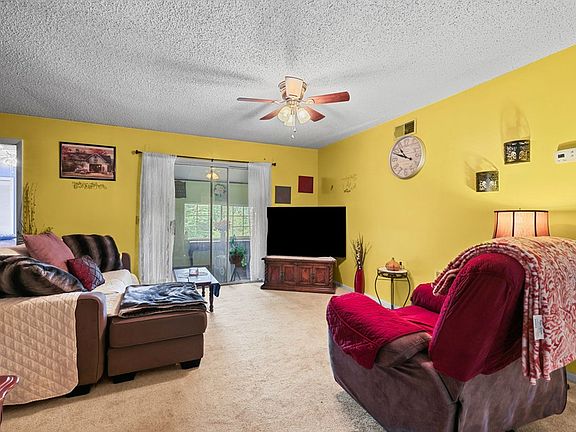 5th image of 304 Cedar Estates Rd