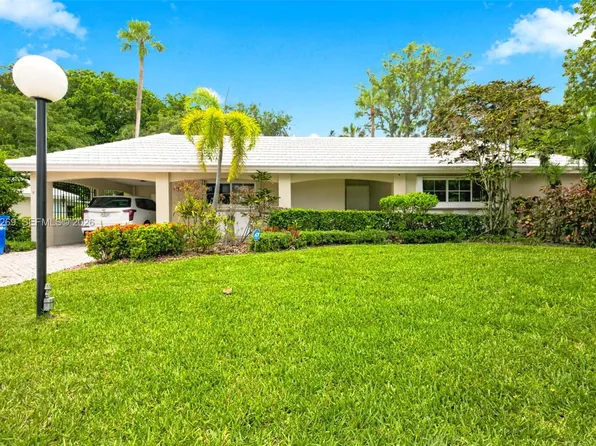 908 Cypress Ter #V57, Pompano Beach, FL 33069