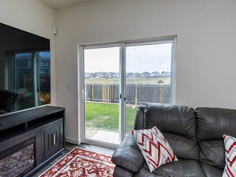 10213 Castor Dr — Photo 25