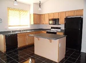 3rd image of 10725 W Cottonwood Ln