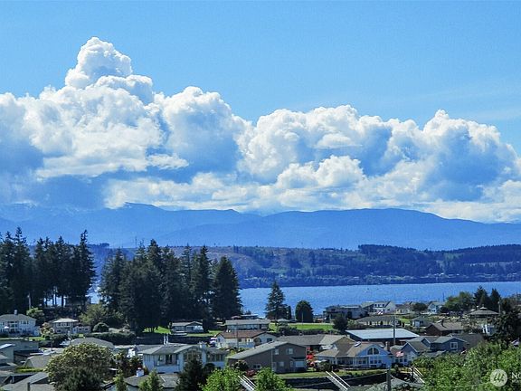 4th image of 37771 Hood Canal Drive NE