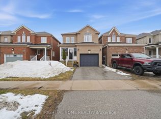 1209 Mary Lou St, Innisfil, ON L9S 0C2