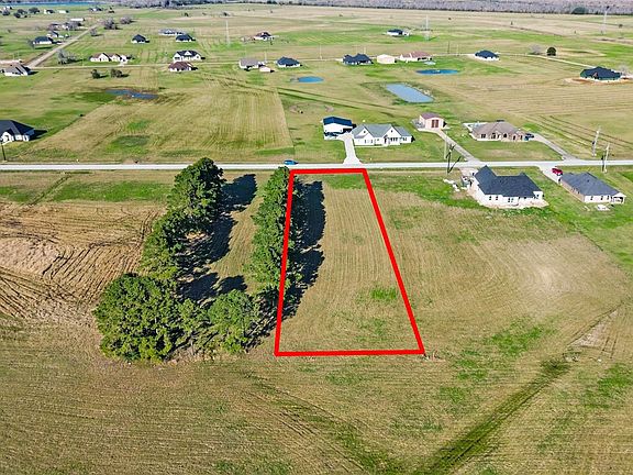 3rd image of 577 Longhorn Trl