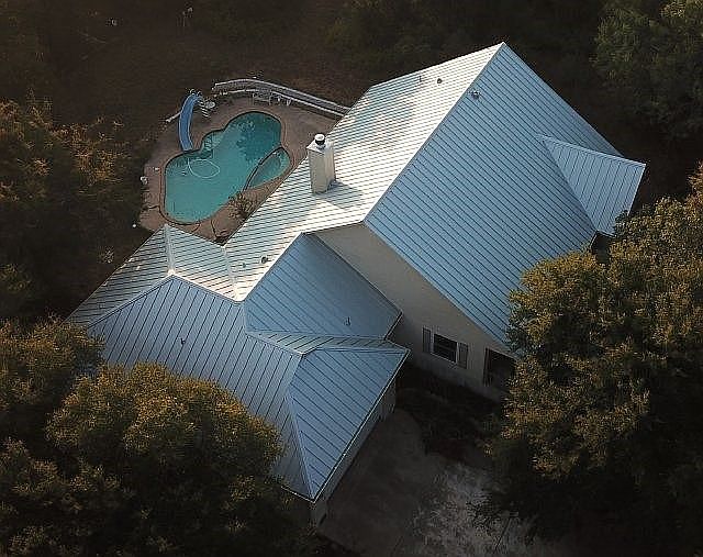2nd image of 128 Concho Dr