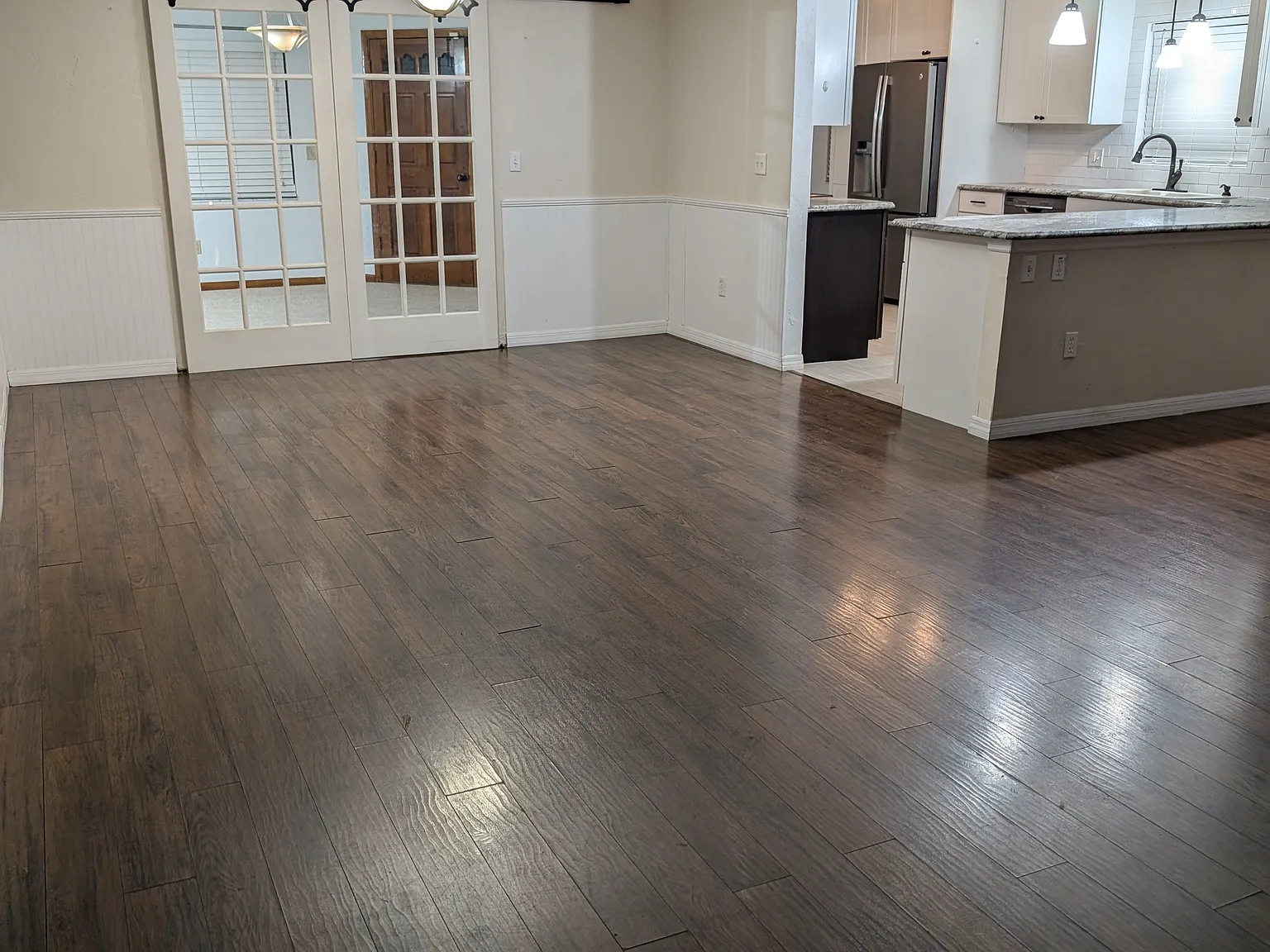 3 bed, 2118 sqft, $2,100 — Photo 2