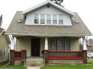 37 Burr Oak St NE, Grand Rapids, MI