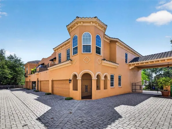 2908 HANSEN MANOR LANE, TAMPA, FL 33611