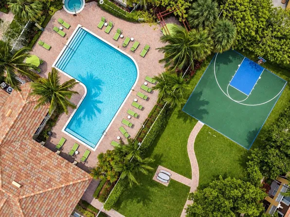 Delray Bay Apartments