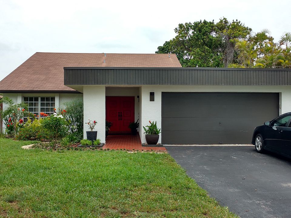 1st image of 9321 NW 41st Pl