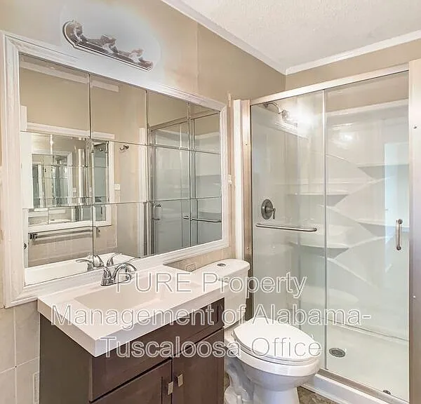 322 20th St E — Photo 12
