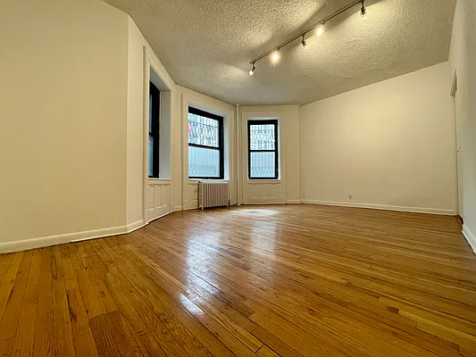 Rented by Building Equity Real Estate LLC | media 1