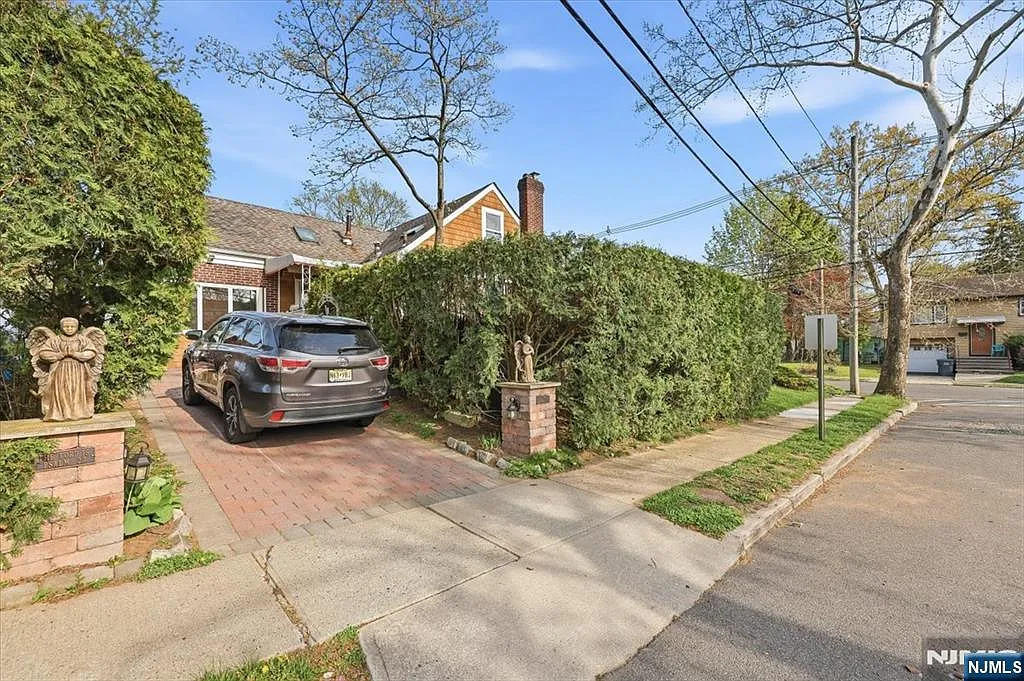 2 bed, 2.0 bath, $3,600 — Photo 3