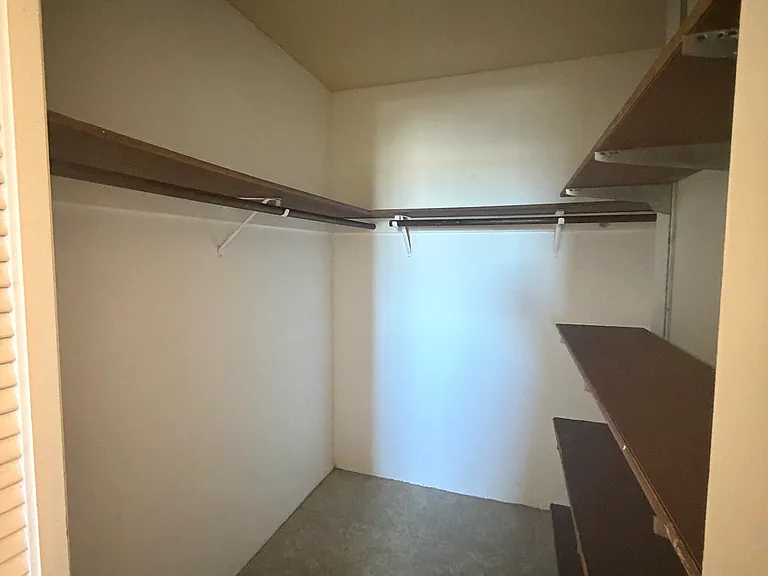 2240 Kuhio Ave #3502 — Photo 6