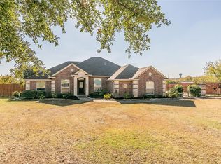 9901 Calf Meadows Ln, Fort Worth, TX 76126