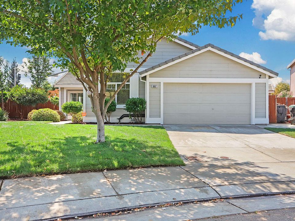 1st image of 1687 Venice Cir