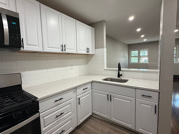 5th image of 475 Park Ave APT C2