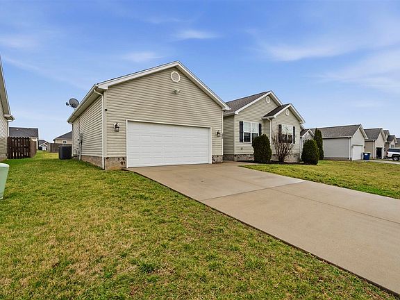 2nd image of 390 Red Elm Ln