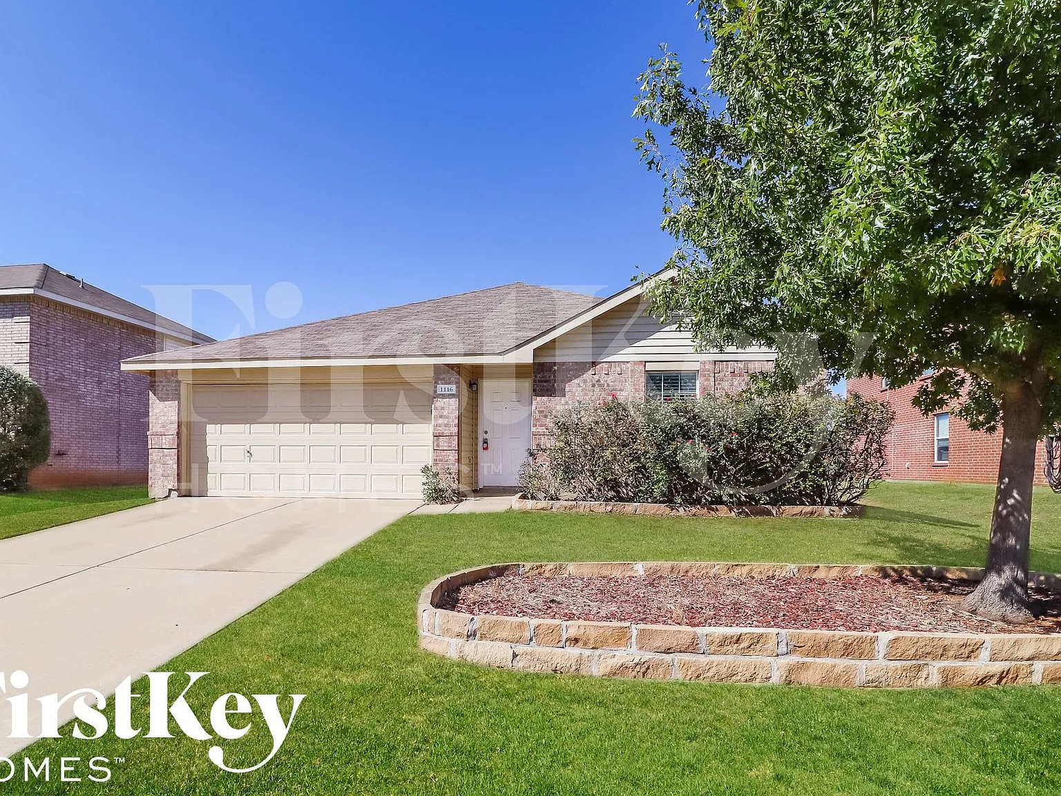 4 bed, 2.0 bath, 1788 sqft, $2,220 — Photo 1