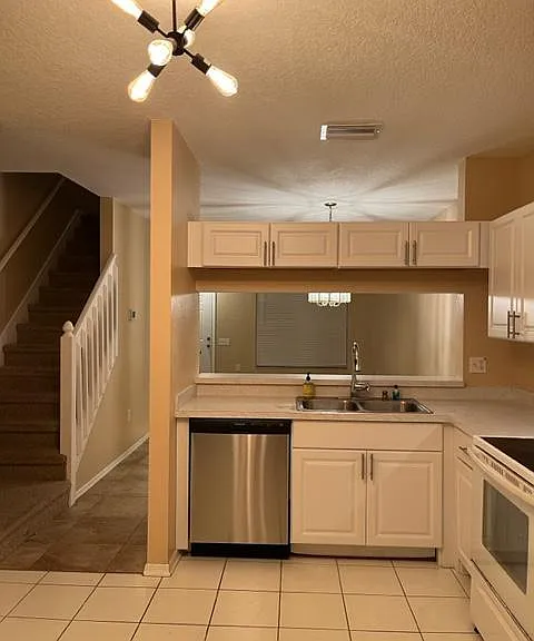 1234 Standridge Dr — Photo 2