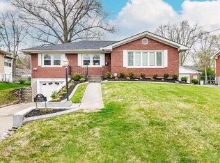 2134 Lancashire Ave, Louisville, KY 40205