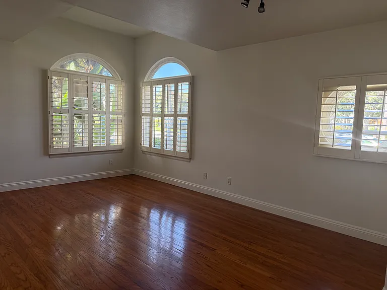 48 Mardi Gras Ct — Photo 6