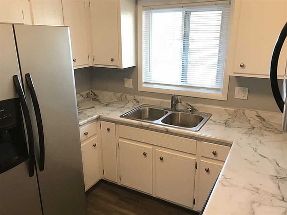 4th image of 1703 Crystal Ct