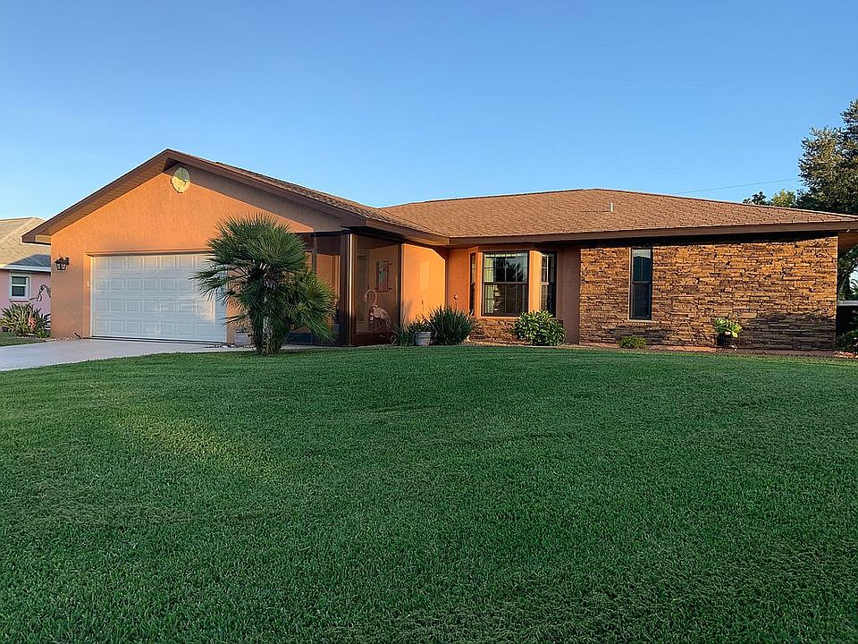 1st image of 26 Charleston Cir