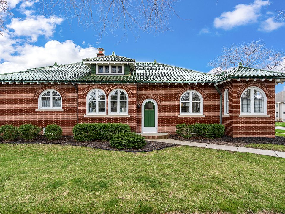 1st image of 4224 N Prospect Ave