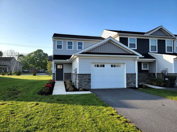 35 Cobblestone Ct