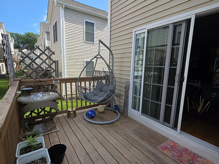304 Hunting Hill Dr — Photo 9
