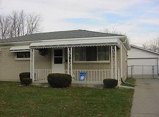 701 Georgia Ave, Marysville, MI