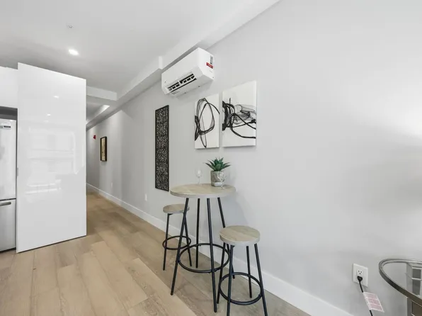 77 Van Reypen Street image 4 of 23