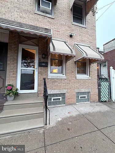 4509 Gaul St Photo 1