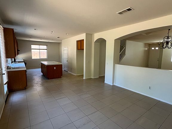 4th image of 15828 Athena Dr